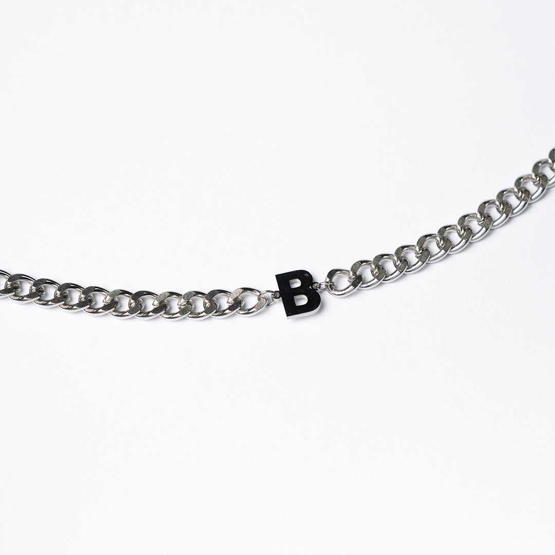 Pulsera letras "NMO"