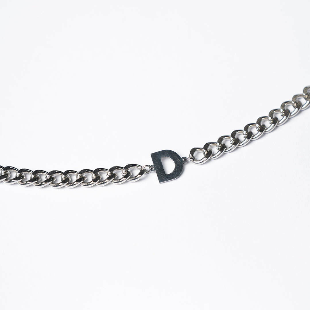 Pulsera letras "NMO"