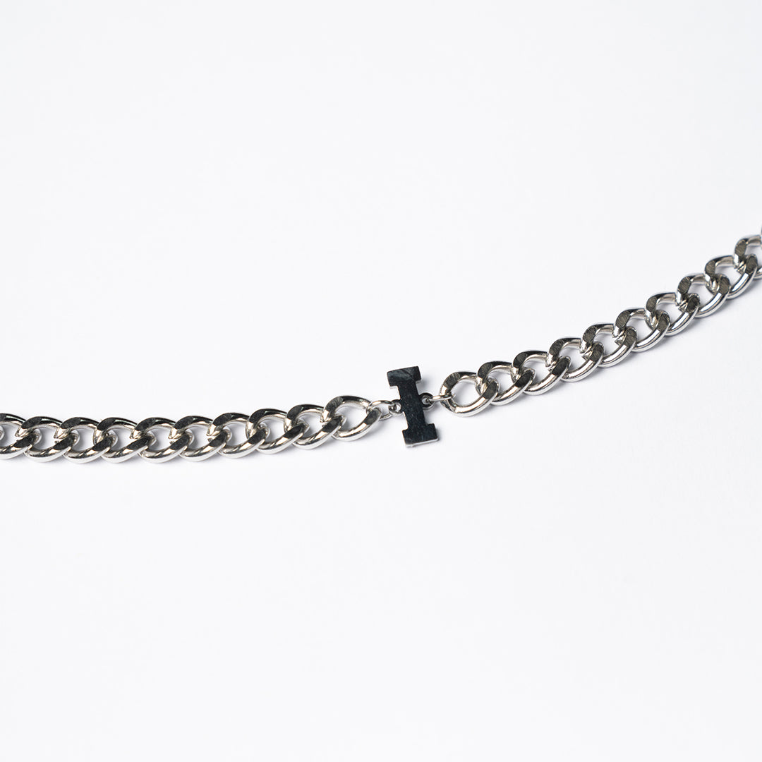Pulsera letras "NMO"