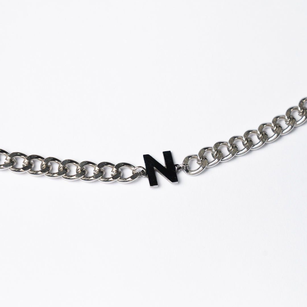 Pulsera letras "NMO"