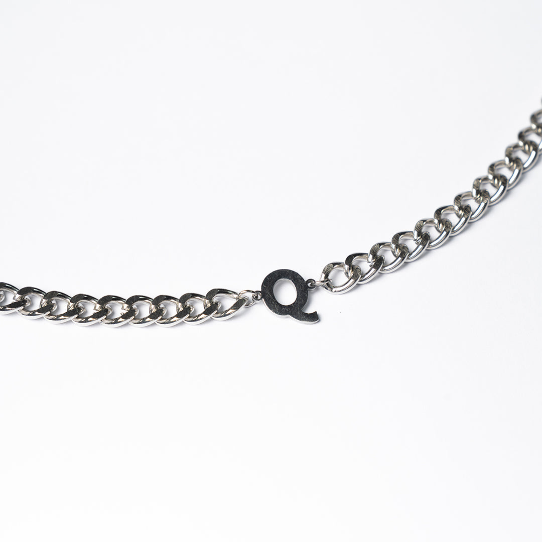 Pulsera letras "NMO"