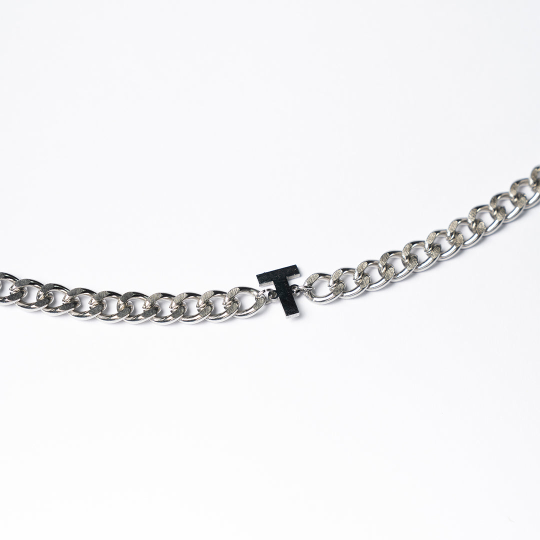 Pulsera letras "NMO"
