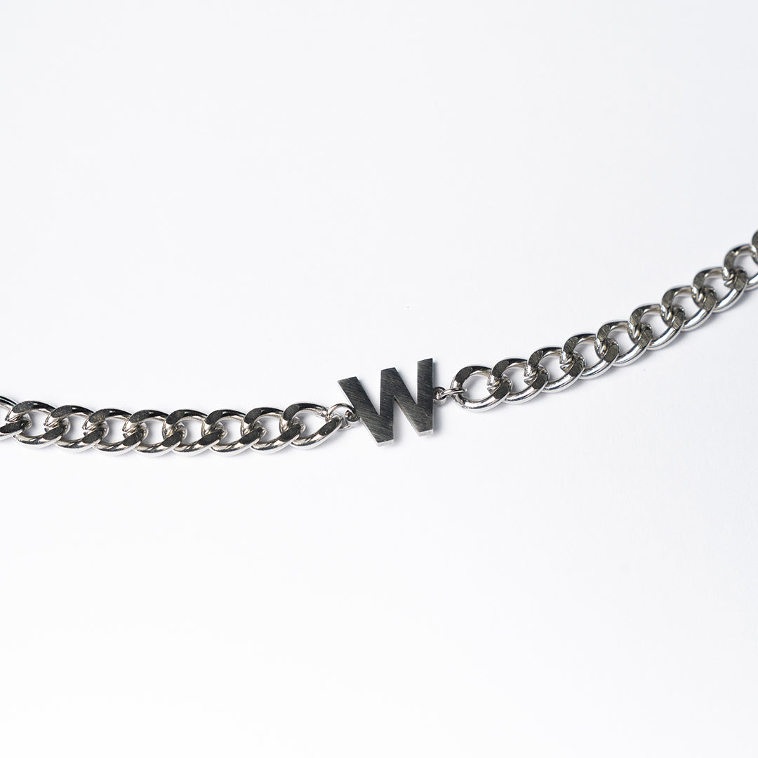Pulsera letras "NMO"